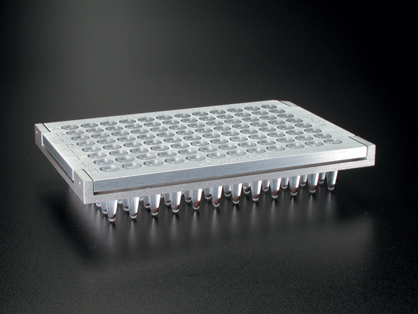 Plate Clamp 96 with a 96-well PCR plate.