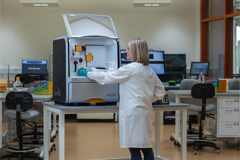 800x533px-spectrum-inlab-adjustingconsumables